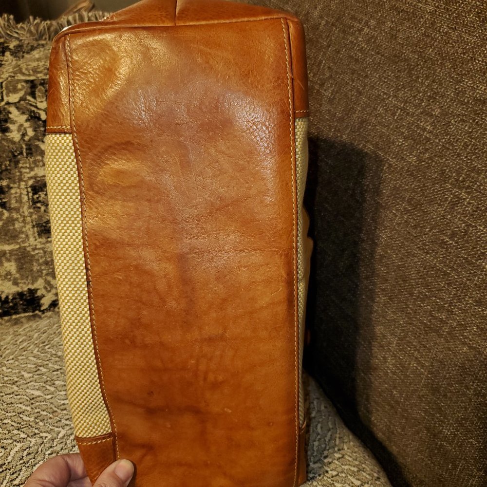 Dooney & Bourke Lucy Handbag - Picture 9 of 10